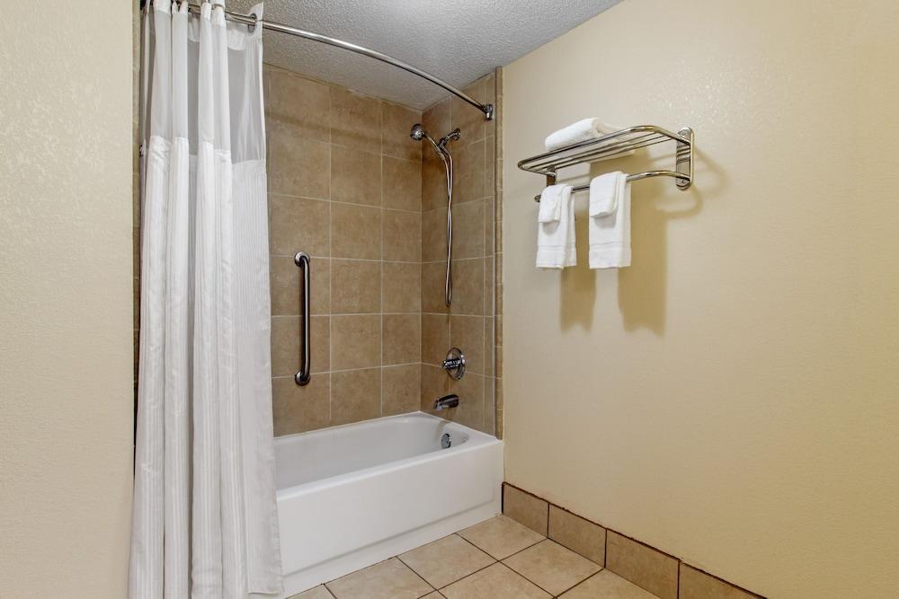 Quality I-81 Exit 23 Mini-hôtel 2*