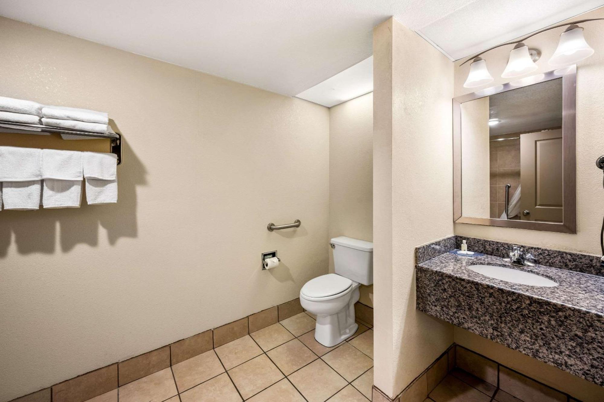 Quality I-81 Exit 23 Mini-hôtel